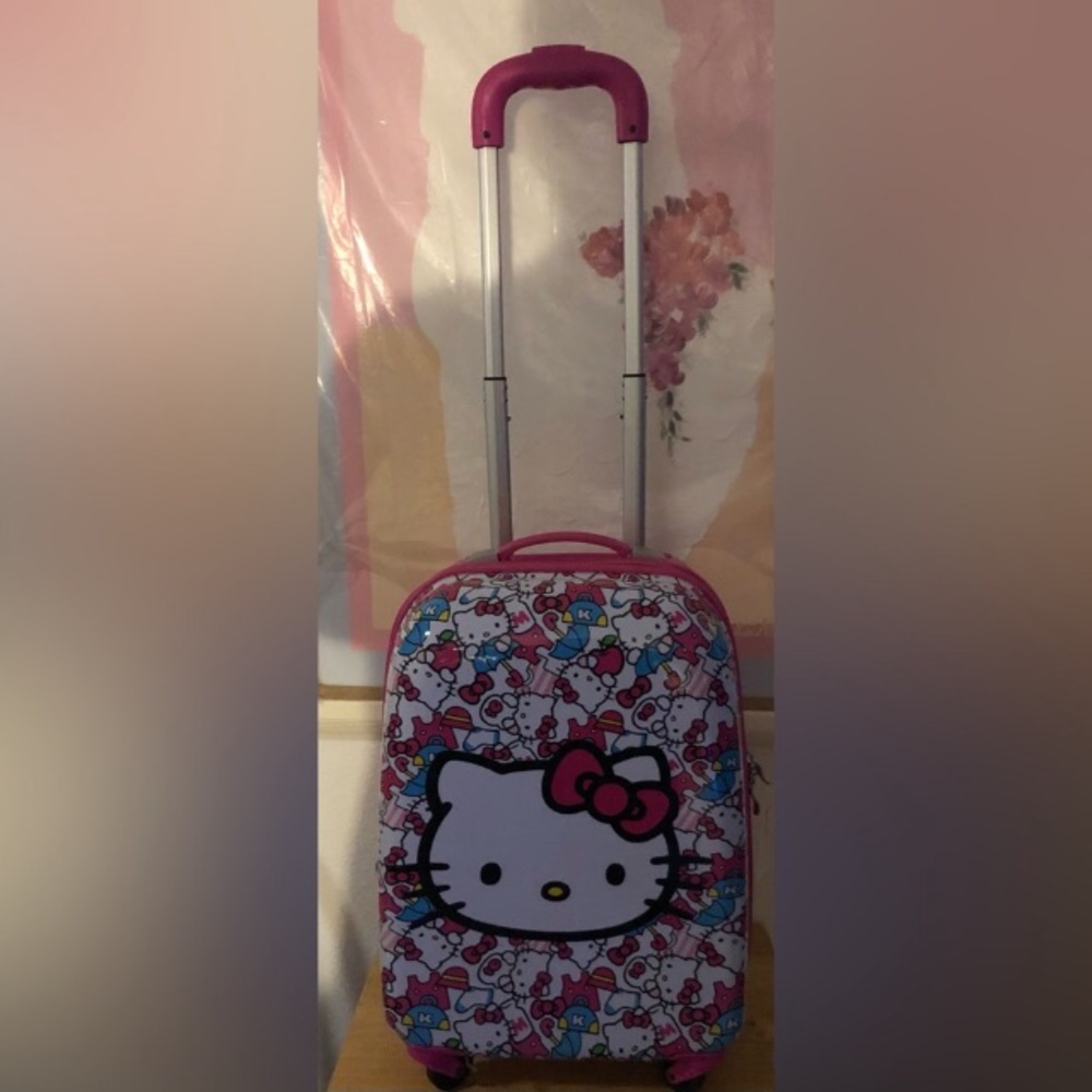 Hello Kitty Heys Luggage Rolling Suitcase